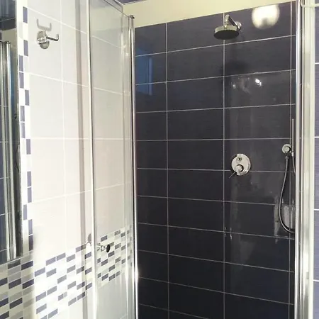 莱蒂齐亚酒店 里米尼