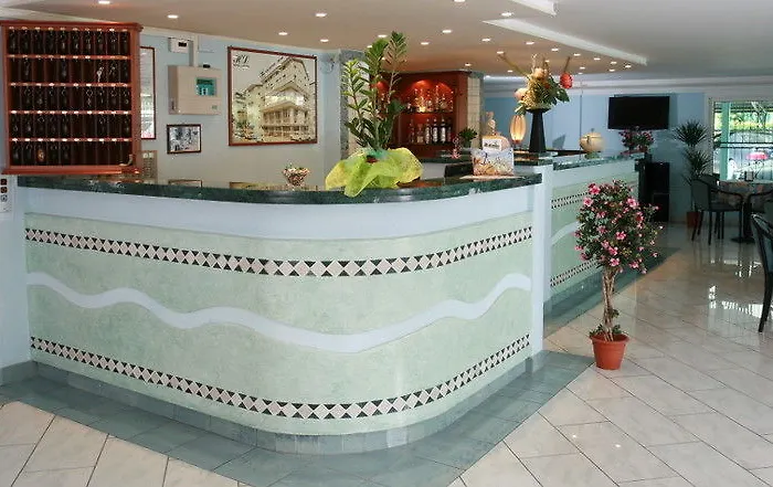 莱蒂齐亚酒店 酒店 里米尼