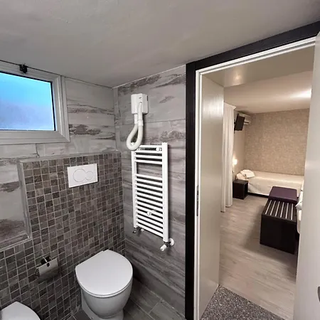 Letizia Отель Римини