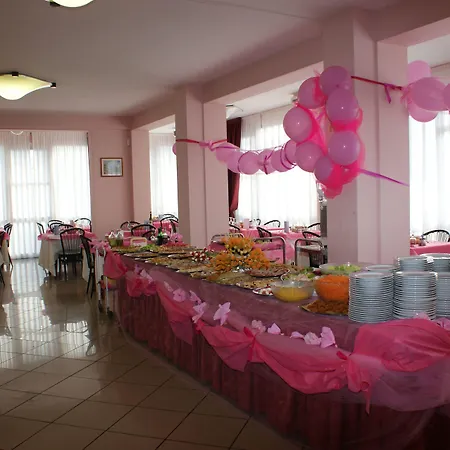 Letizia Отель Римини