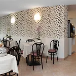 Letizia 3*